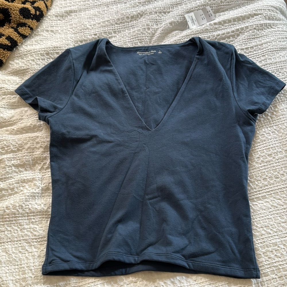 Short sleeve top